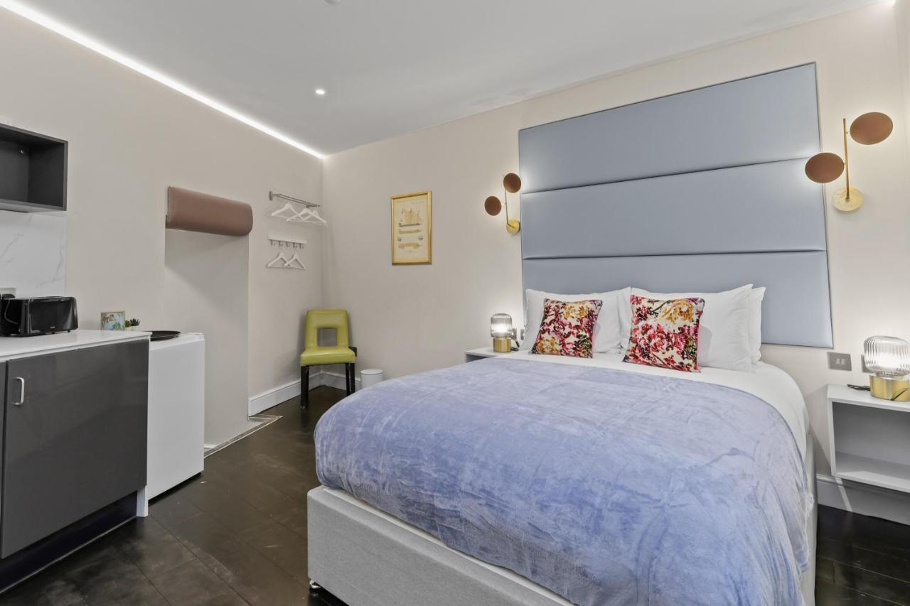 Modern Studio Flat Лондон Экстерьер фото
