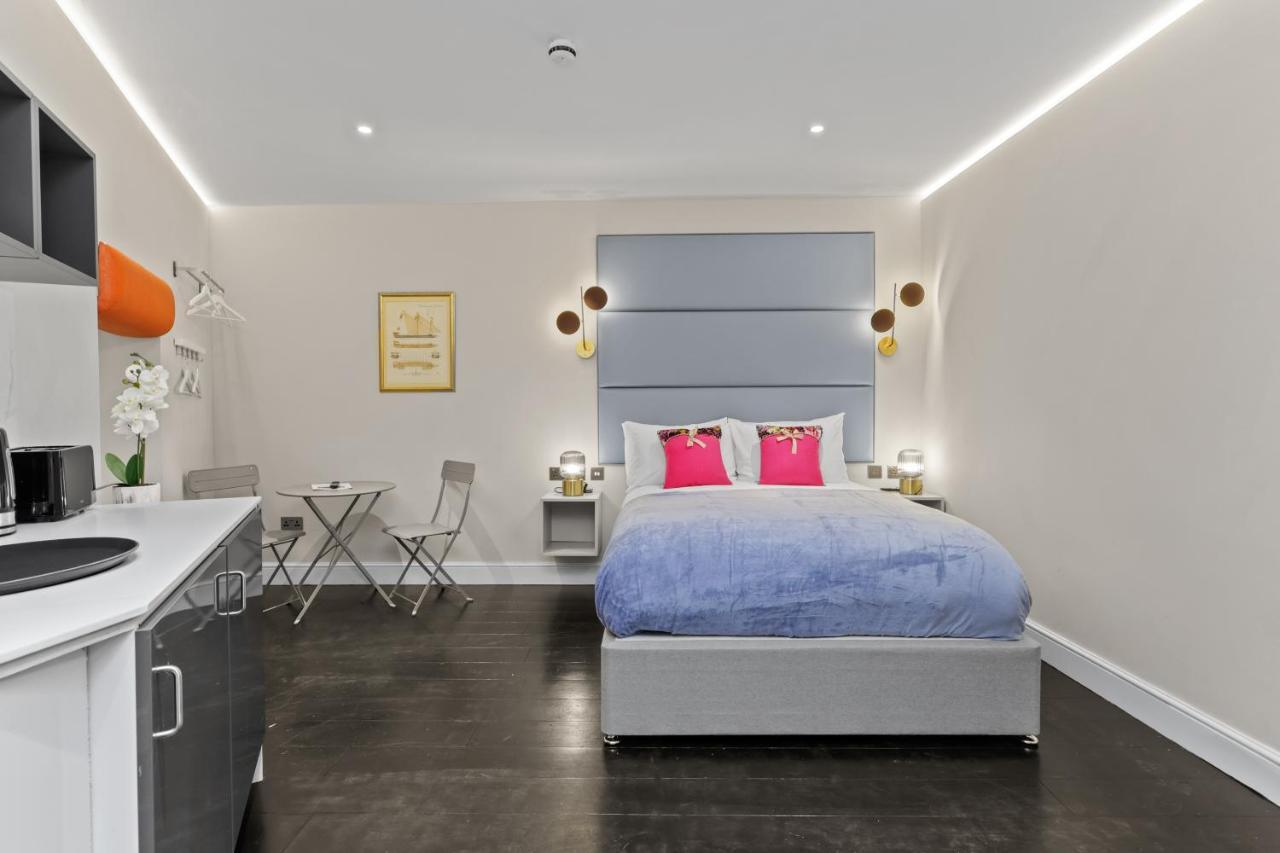 Modern Studio Flat Лондон Экстерьер фото
